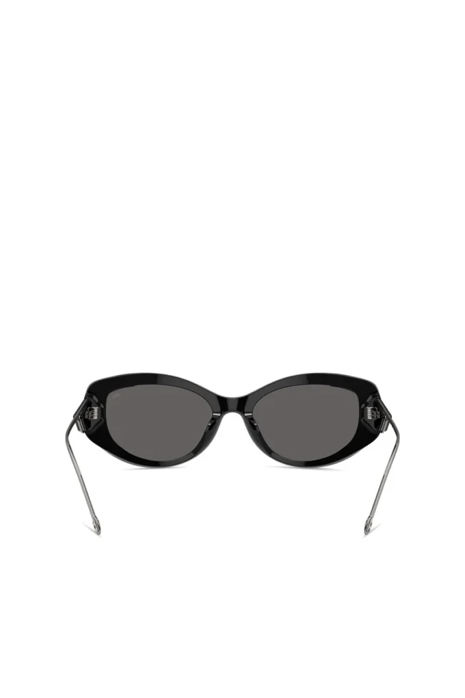 0dl2001 storlek 54 Solglasögon i cat-eye-stil