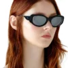 0dl2001 storlek 54 Solglasögon i cat-eye-stil