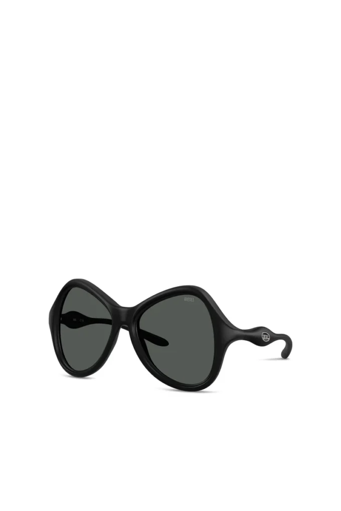 0dl3010u Solglasögon i cat-eye-stil 0dl3010u Solglasögon i cat-eye-stil