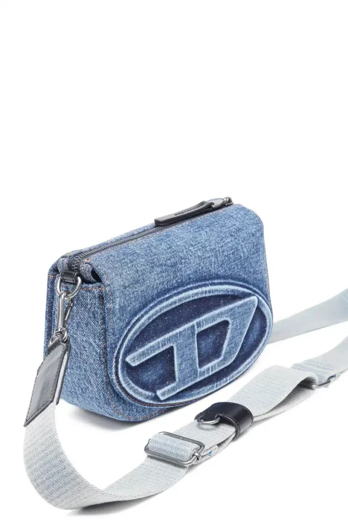 1dr kameraväska 1DR kameraväska – Kameraväska i solariserad denim 1dr kameraväska 1DR kameraväska – Kameraväska i solariserad denim