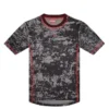 amtee-gael-wt28 T-shirt i camouflagejacquard med molntryck amtee-gael-wt28 T-shirt i camouflagejacquard med molntryck