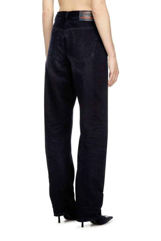 avslappnade jeans 1974 d-ellz 09l54 Hitta närmaste butik avslappnade jeans 1974 d-ellz 09l54 Hitta närmaste butik