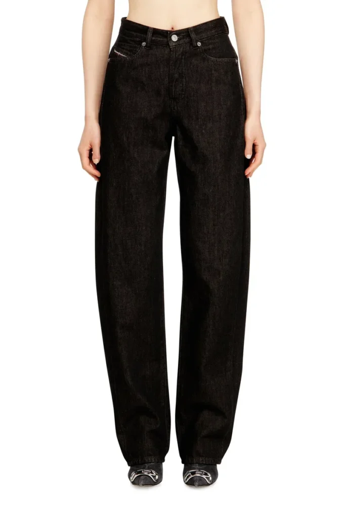 avslappnade jeans 1974 d-ellz 09n25 Hitta närmaste butik avslappnade jeans 1974 d-ellz 09n25 Hitta närmaste butik