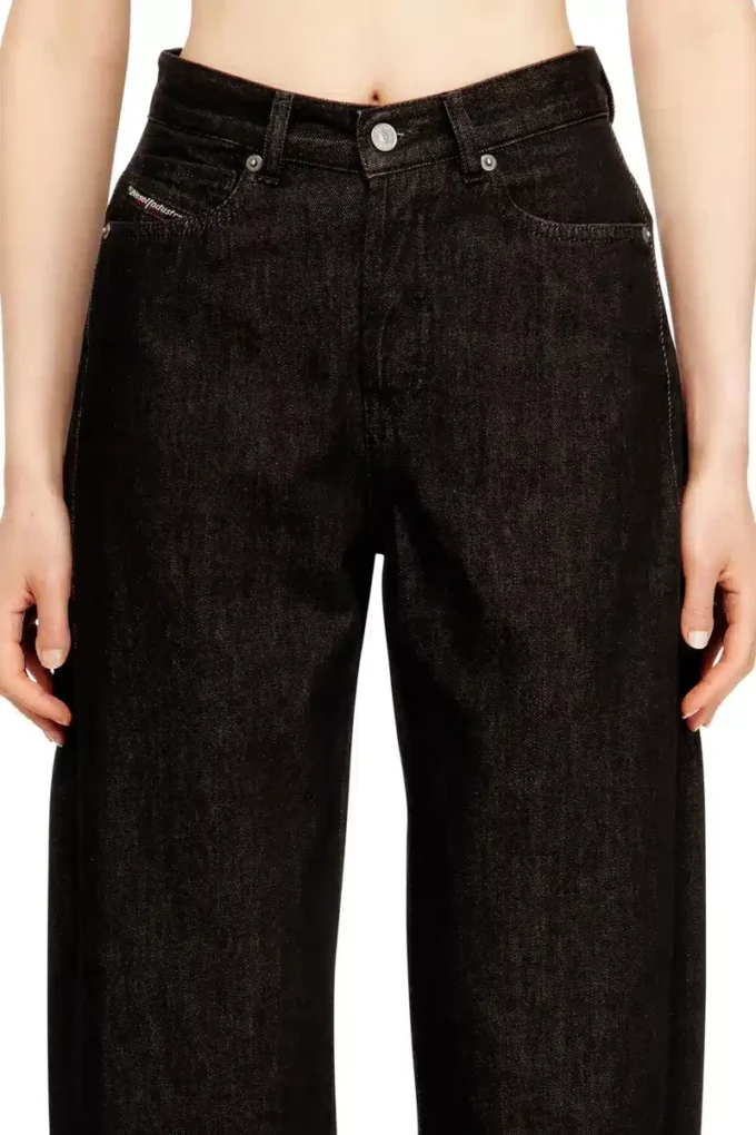avslappnade jeans 1974 d-ellz 09n25 Hitta närmaste butik avslappnade jeans 1974 d-ellz 09n25 Hitta närmaste butik