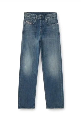 avslappnade jeans 2001 d-macro 09m09 Hitta närmaste butik