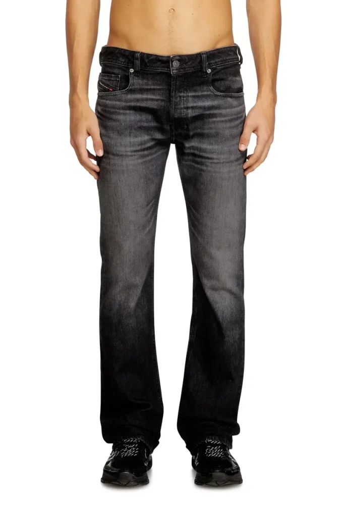 bootcut-jeans 2007 zatiny 09n48 Hitta närmaste butik bootcut-jeans 2007 zatiny 09n48 Hitta närmaste butik