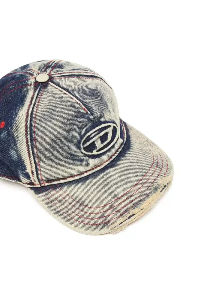 c-seymon Baseballkeps i behandlad denim c-seymon Baseballkeps i behandlad denim