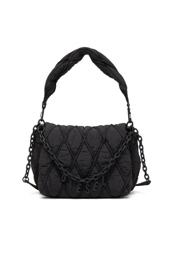 charm-d axelväska Charm-D M-axelväska i quiltad nylon charm-d axelväska Charm-D M-axelväska i quiltad nylon