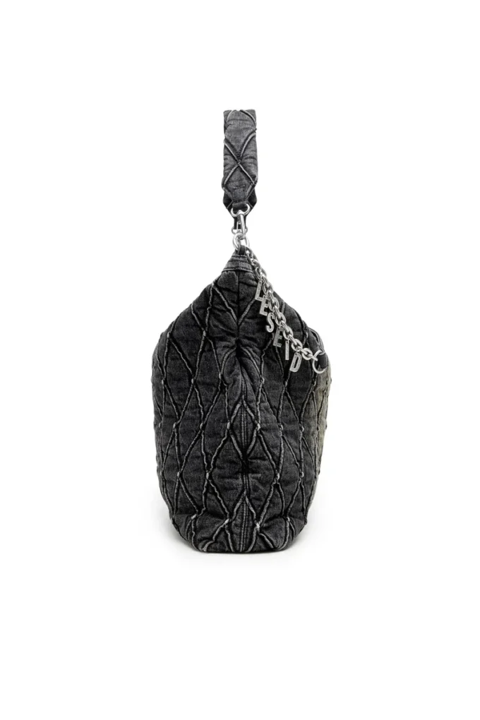 charm-d hobo Hitta närmaste butik charm-d hobo Hitta närmaste butik