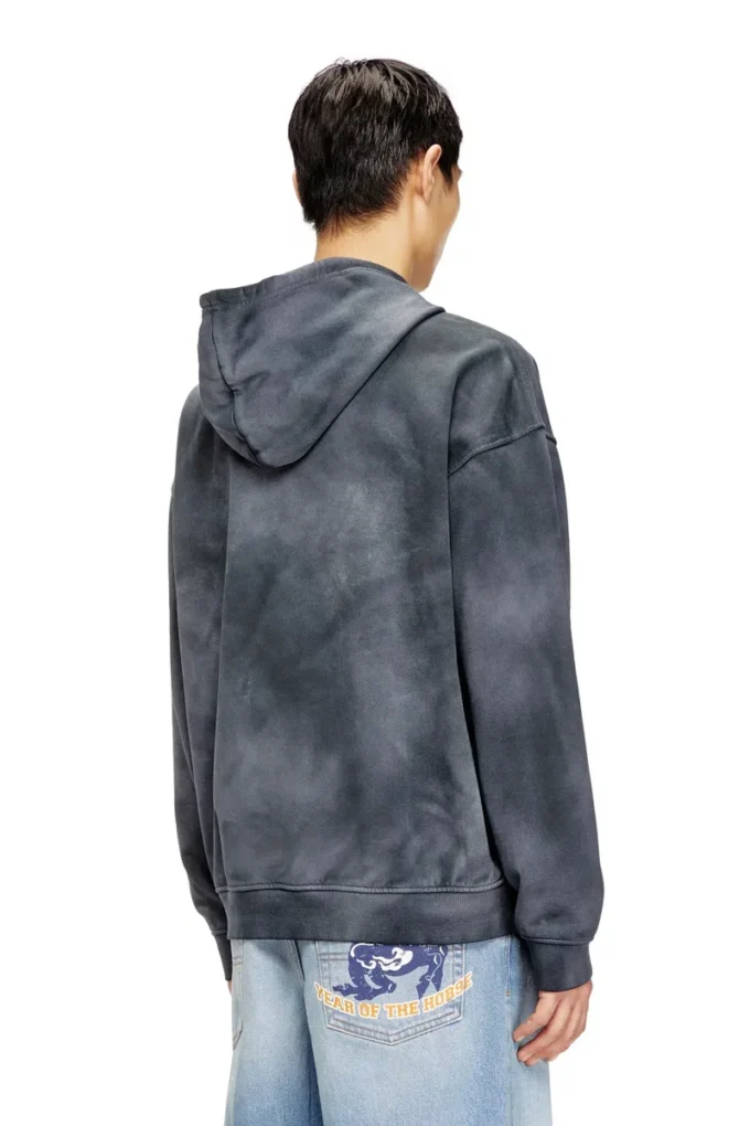 cl-s-boxt-hood-horse Hoodie med tie-dye och hästmotiv cl-s-boxt-hood-horse Hoodie med tie-dye och hästmotiv