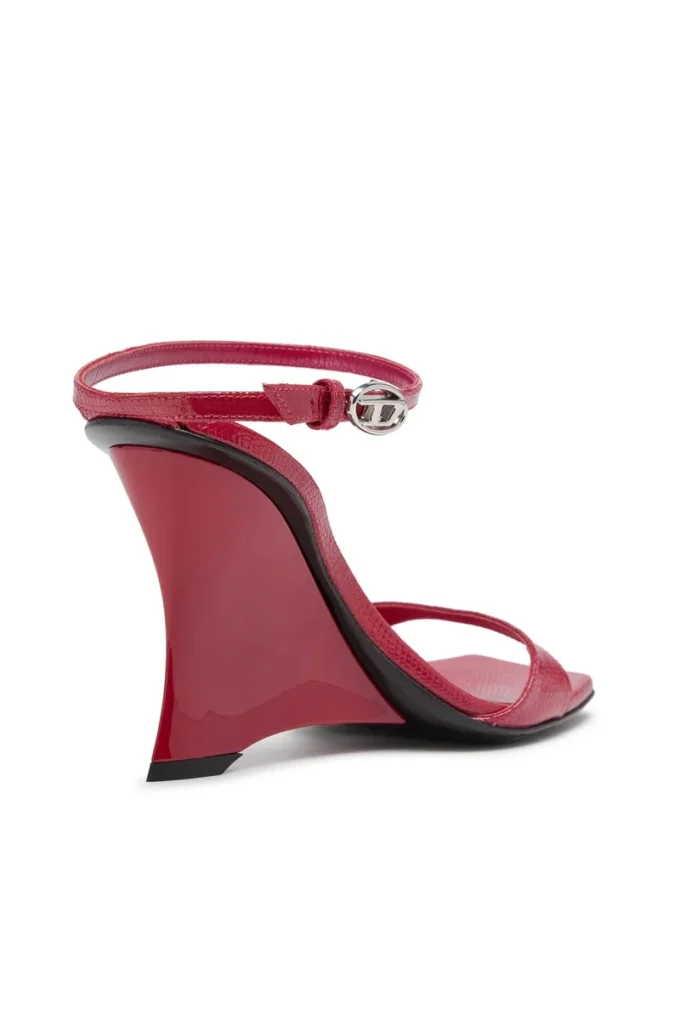 d-amber sandal kilklack D-Amber-Wedge sandaler i läder med ödleeffekt d-amber sandal kilklack D-Amber-Wedge sandaler i läder med ödleeffekt