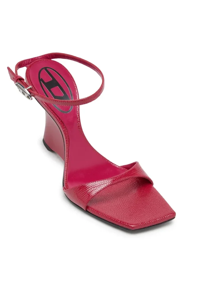 d-amber sandal kilklack D-Amber-Wedge sandaler i läder med ödleeffekt d-amber sandal kilklack D-Amber-Wedge sandaler i läder med ödleeffekt