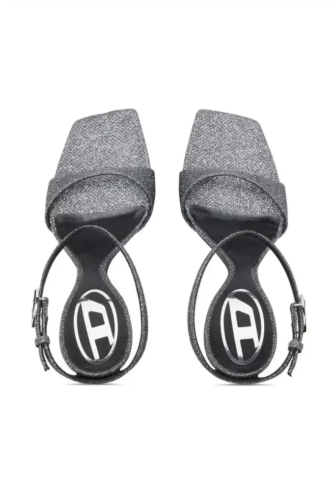 d-amber sandal med kilklack D-Amber-Sandaler med kilklack i lurex d-amber sandal med kilklack D-Amber-Sandaler med kilklack i lurex