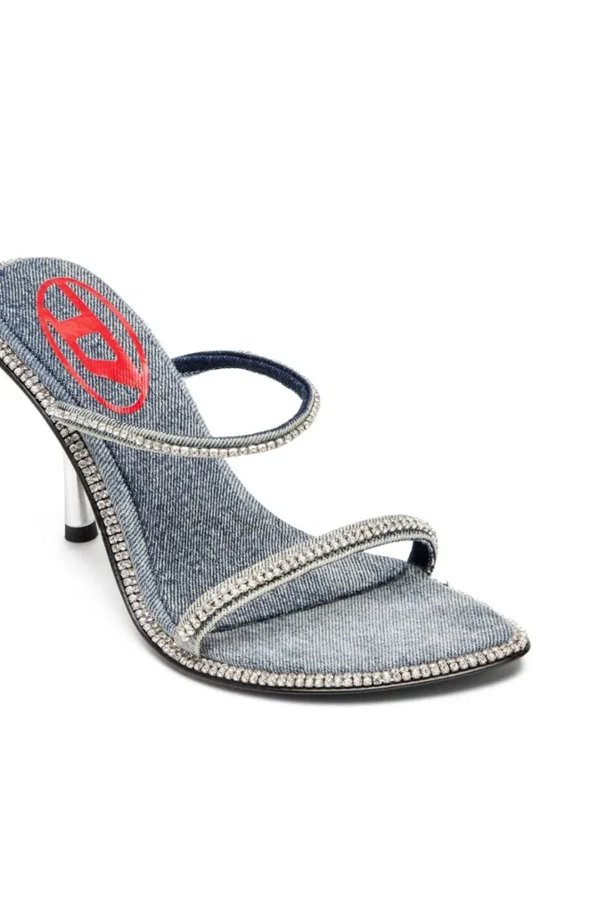 d-havanna sdl D-Havanna-Mules med klack i kristallfärgad denim d-havanna sdl D-Havanna-Mules med klack i kristallfärgad denim