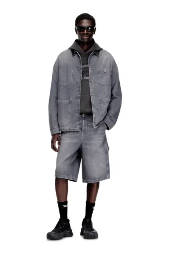 d livery w short denimshorts med avslappnad passform 1 330x494 - d-livery-w-short Denimshorts med avslappnad passform