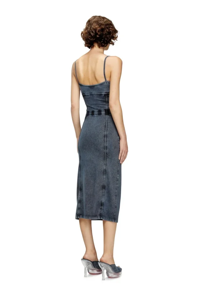 d-ony Midiklänning i jersey med denimlook d-ony Midiklänning i jersey med denimlook