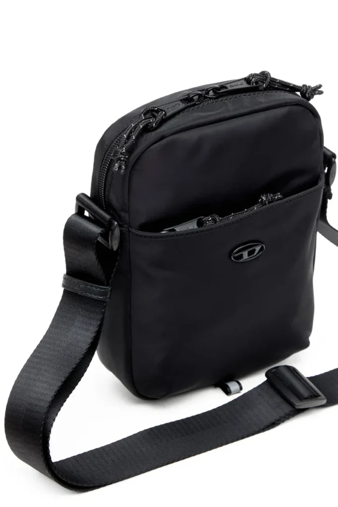 d-pack crossbody x D-Pack-Crossbody-väska i tekniskt tyg d-pack crossbody x D-Pack-Crossbody-väska i tekniskt tyg