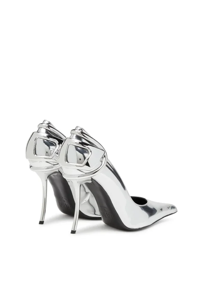 d-ten&half p D-Ten&Half-Metallic pumps med böjd klack d-ten&half p D-Ten&Half-Metallic pumps med böjd klack