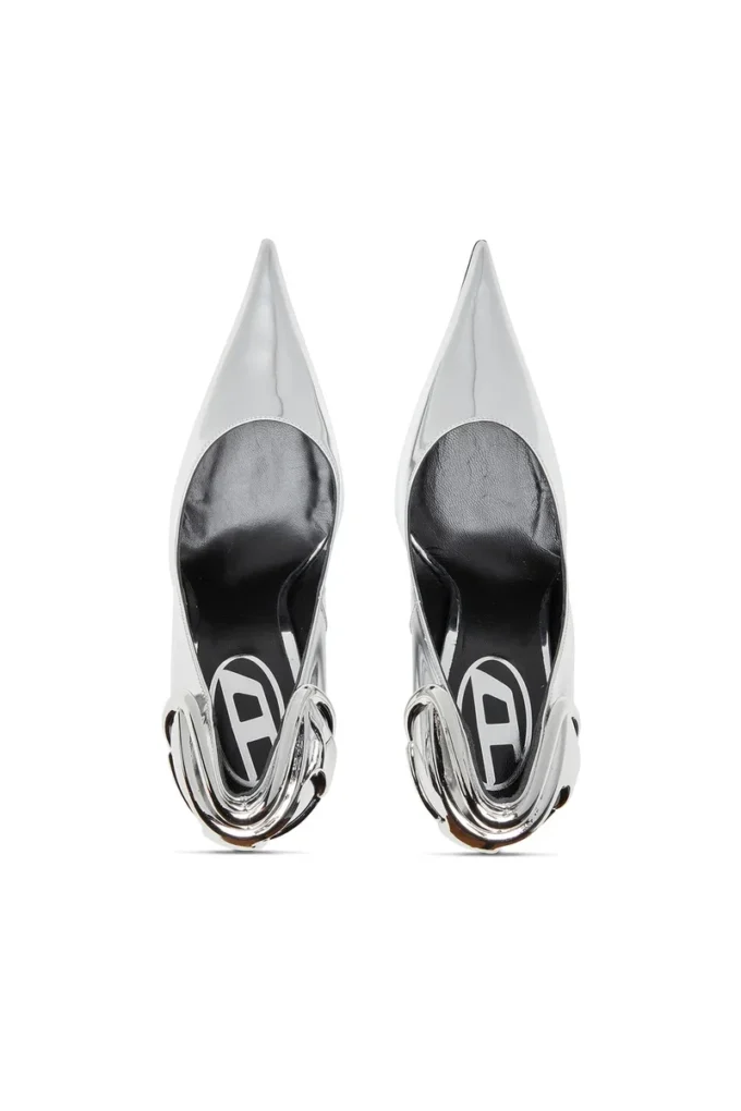 d-ten&half p D-Ten&Half-Metallic pumps med böjd klack d-ten&half p D-Ten&Half-Metallic pumps med böjd klack