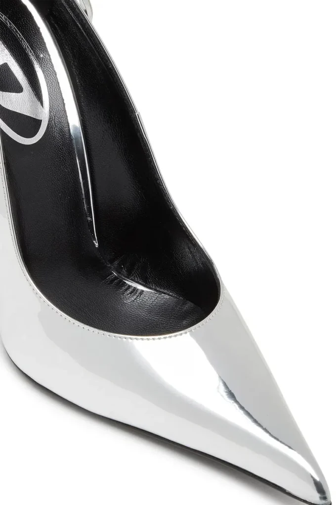 d-ten&half p D-Ten&Half-Metallic pumps med böjd klack d-ten&half p D-Ten&Half-Metallic pumps med böjd klack