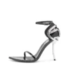 d-ten&half sandal D-Ten&Half-Stilettosandaler i lackläder och satin d-ten&half sandal D-Ten&Half-Stilettosandaler i lackläder och satin