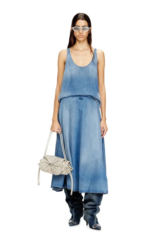 de-misy-s Top i lätt stonewashed denim