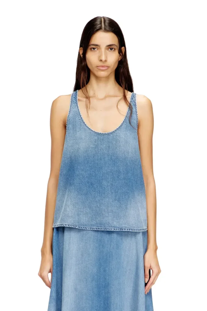 de-misy-s Top i lätt stonewashed denim