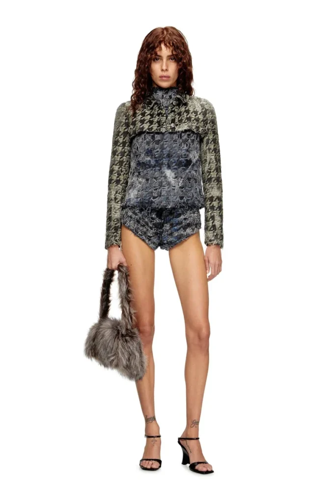 de-tapi-fsh1 Ärmlös topp i hundtandsmönstrad tie-dye-denim de-tapi-fsh1 Ärmlös topp i hundtandsmönstrad tie-dye-denim