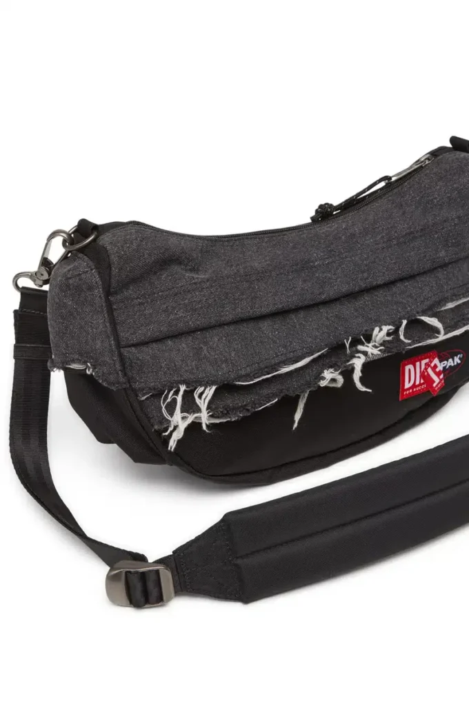 diesel axelväska Axelväska i sliten denim och CORDURA®