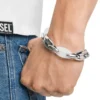 dx1617040 Armband i rostfritt stål och silikon från Metamorph