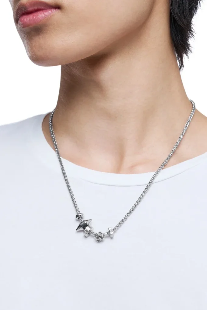 dx1623040 smycken Halsband med berlocker i rostfritt stål