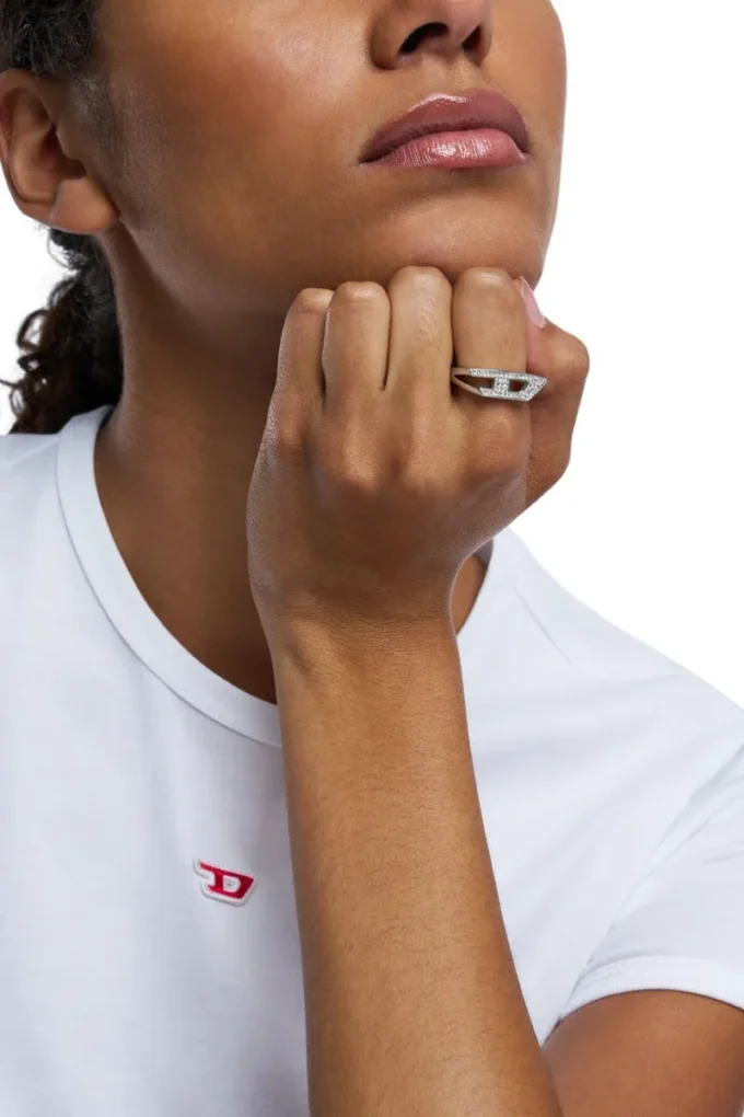 dx1629040 smycken Ring i rostfritt stål med glittrande signet