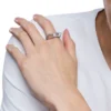 dx1629040 smycken Ring i rostfritt stål med glittrande signet