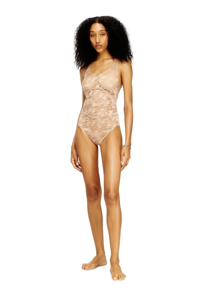 ezzy-utlt Nylonbodysuit med spetsdesign ezzy-utlt Nylonbodysuit med spetsdesign