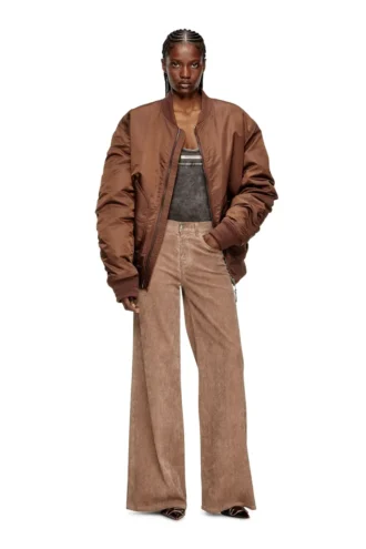 flare jeans 1978 d-akemi 068sd Hitta närmaste butik