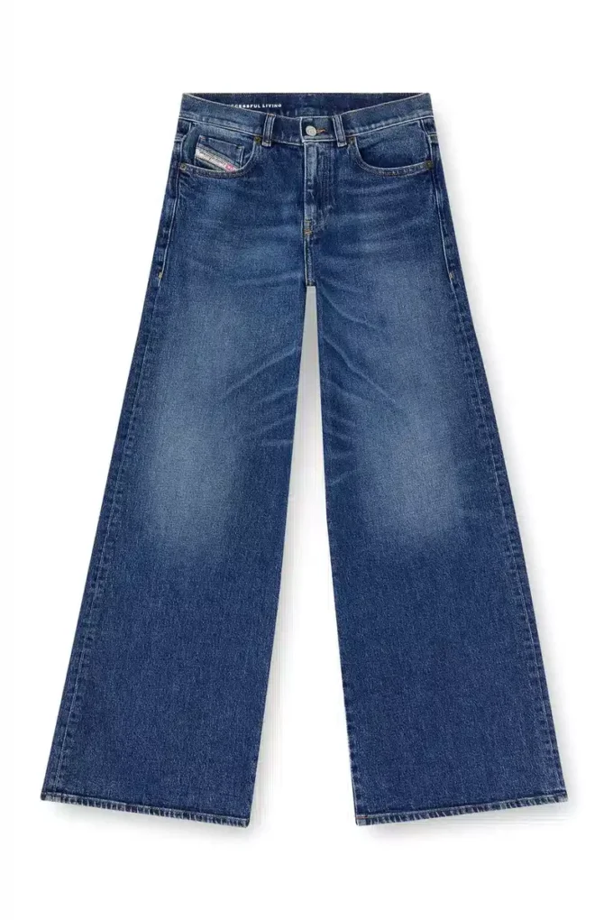 flare jeans 1978 d-akemi 09l21 Hitta närmaste butik flare jeans 1978 d-akemi 09l21 Hitta närmaste butik