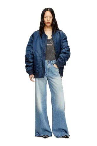flare jeans 1978 d-akemi 09m07 Hitta närmaste butik