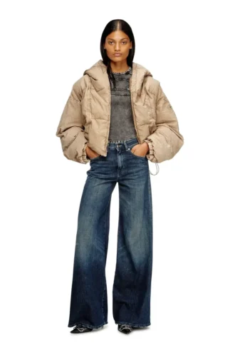 flare jeans 1978 d-akemi 09n70 Hitta närmaste butik