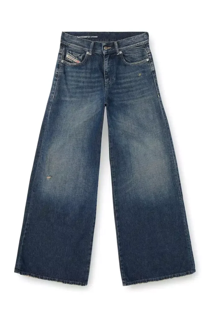 flare jeans 1978 d-akemi 09n70 Hitta närmaste butik flare jeans 1978 d-akemi 09n70 Hitta närmaste butik