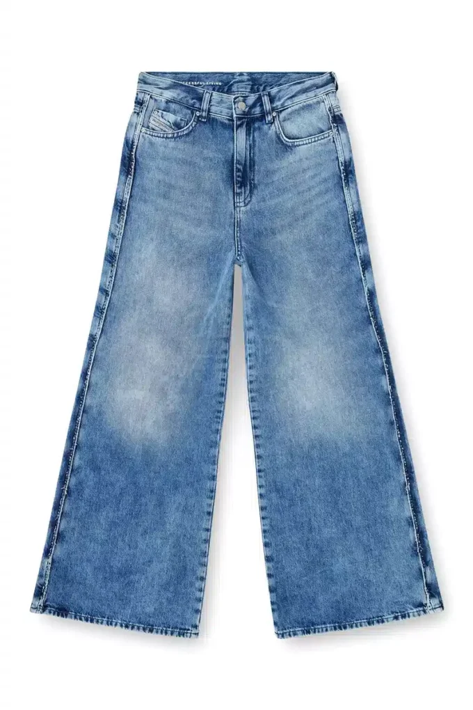flare jeans 1978 d-akemi 0adcj Hitta närmaste butik