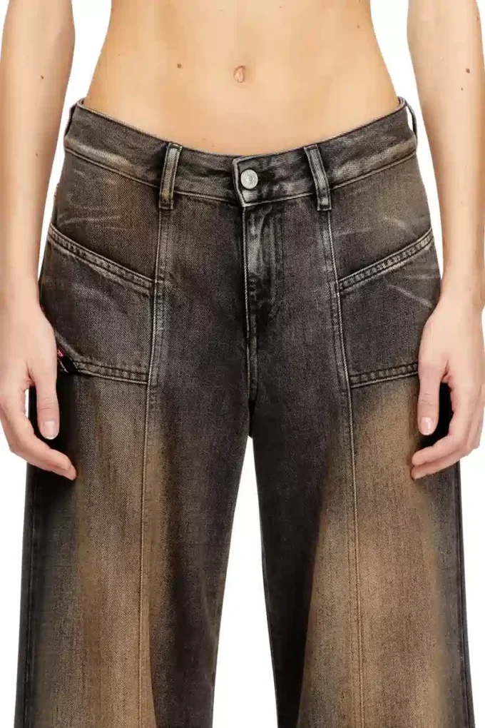flare jeans d-akii 068tx Hitta närmaste butik