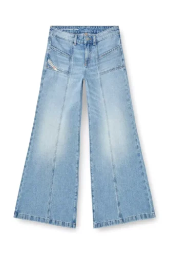 flare jeans d-akii 0clba Hitta närmaste butik