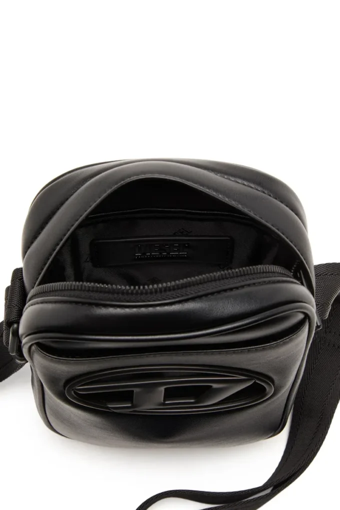 holi-d crossbody Holi-D-Crossbody-väska i PU och neopren holi-d crossbody Holi-D-Crossbody-väska i PU och neopren