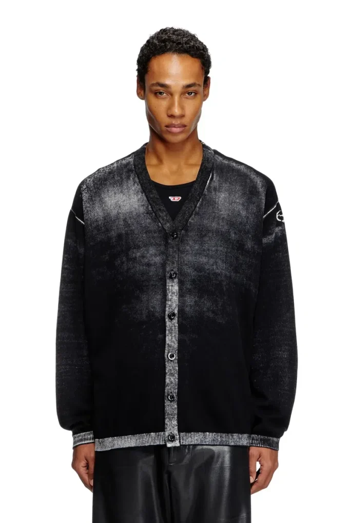 k-larence-cardigan-b Cardigan i bomull med omvänd tryck k-larence-cardigan-b Cardigan i bomull med omvänd tryck