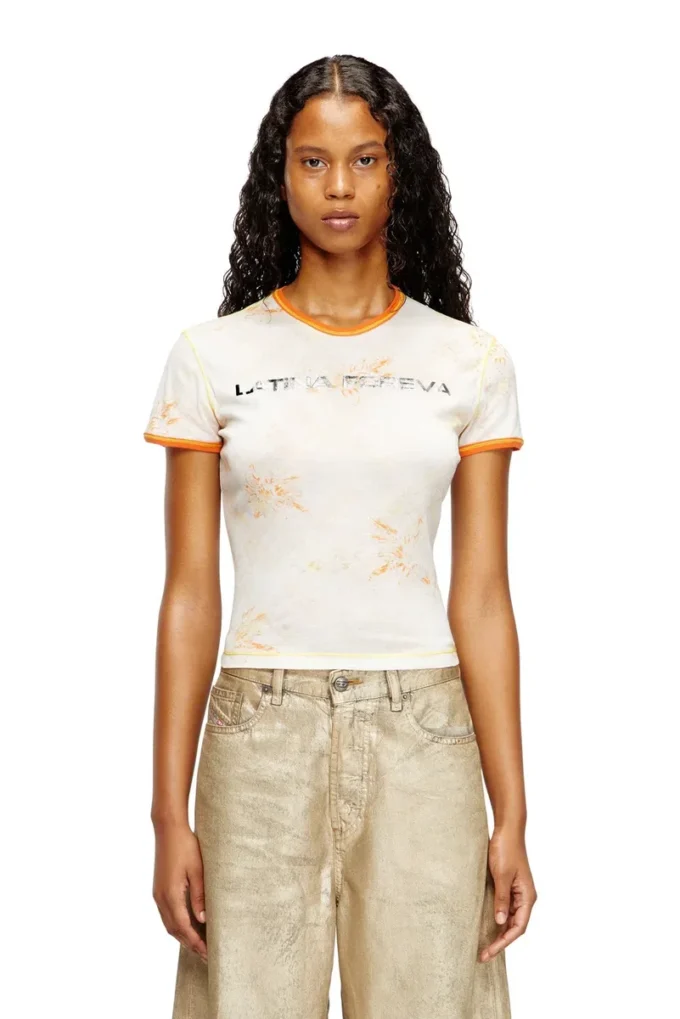 l_tina 4eva tee T-shirt med Latina Foreva-tryck l_tina 4eva tee T-shirt med Latina Foreva-tryck