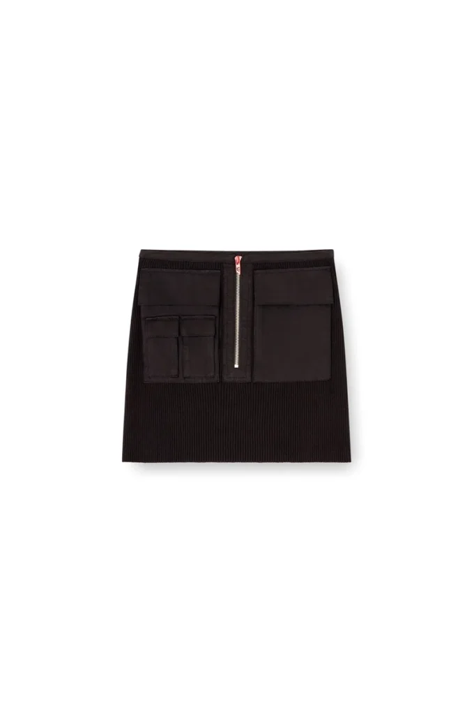 m-meryn-short Ribbad minikjol med cargofickor m-meryn-short Ribbad minikjol med cargofickor