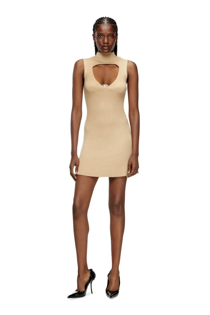 m-oloni-short Miniklänning i ull med inlägg m-oloni-short Miniklänning i ull med inlägg