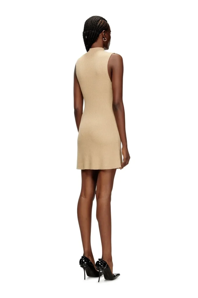 m-oloni-short Miniklänning i ull med inlägg m-oloni-short Miniklänning i ull med inlägg