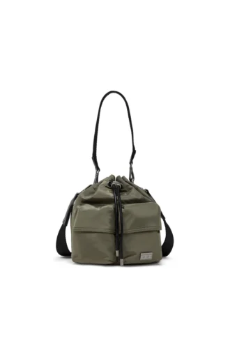 multi-pkts bucket x Multi-Pkts-Multipocket bucketväska i praktiskt skal
