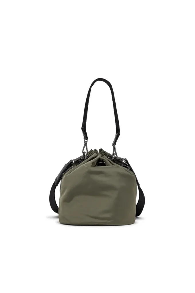 multi-pkts bucket x Multi-Pkts-Multipocket bucketväska i praktiskt skal multi-pkts bucket x Multi-Pkts-Multipocket bucketväska i praktiskt skal